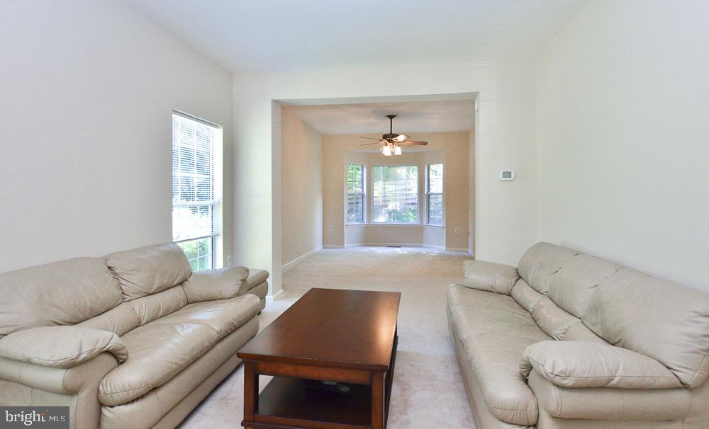 POTOMAC LAKES - Residential