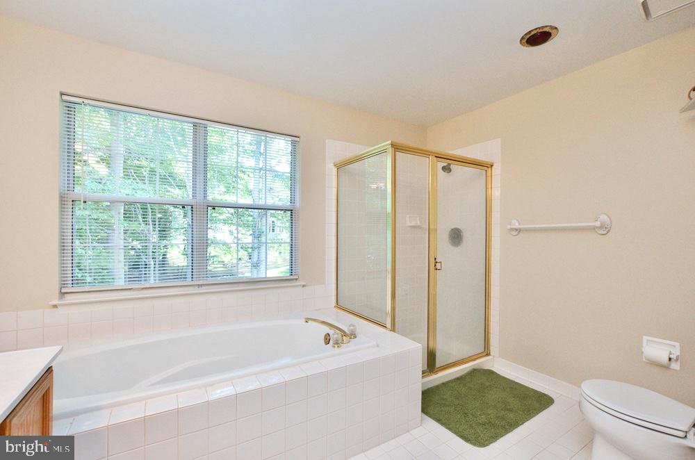 POTOMAC LAKES - Residential