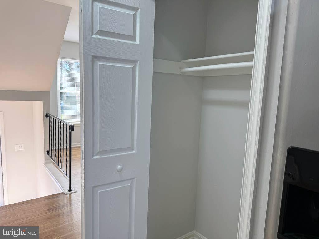 FORESTVILLE PARK - Residential