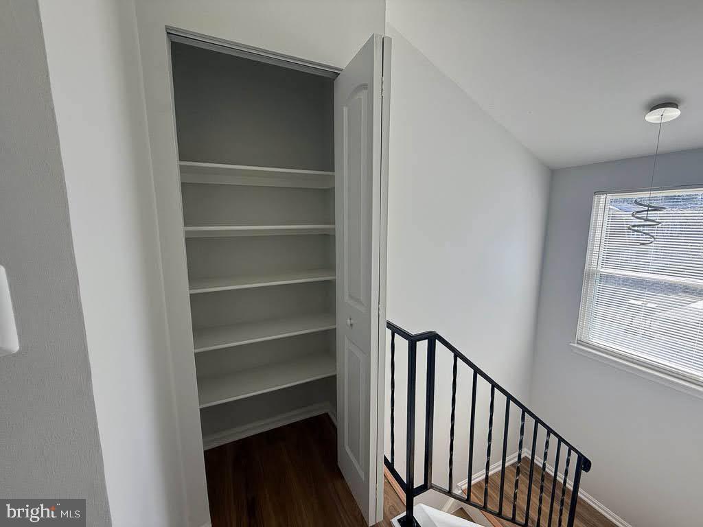 FORESTVILLE PARK - Residential