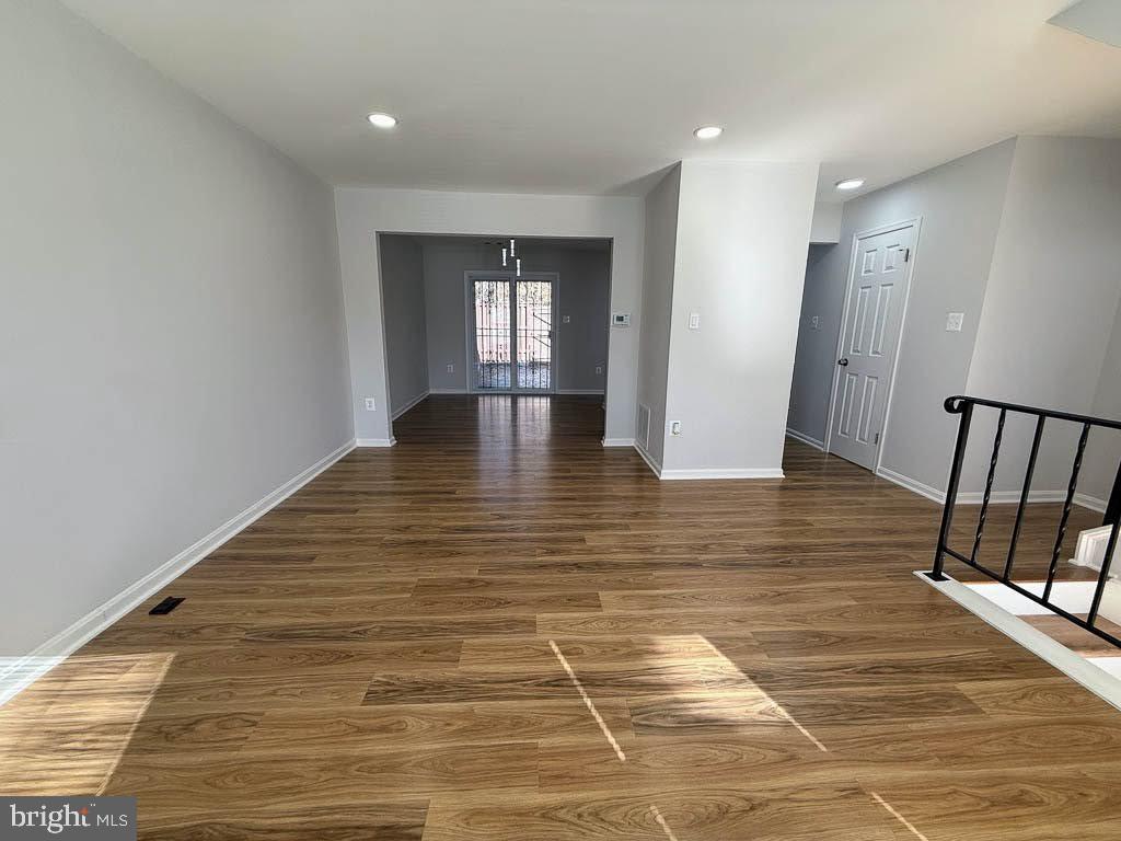 FORESTVILLE PARK - Residential