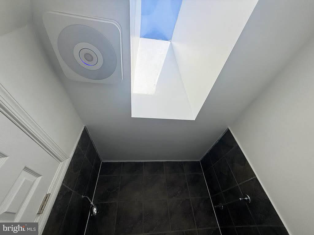 FORESTVILLE PARK - Residential