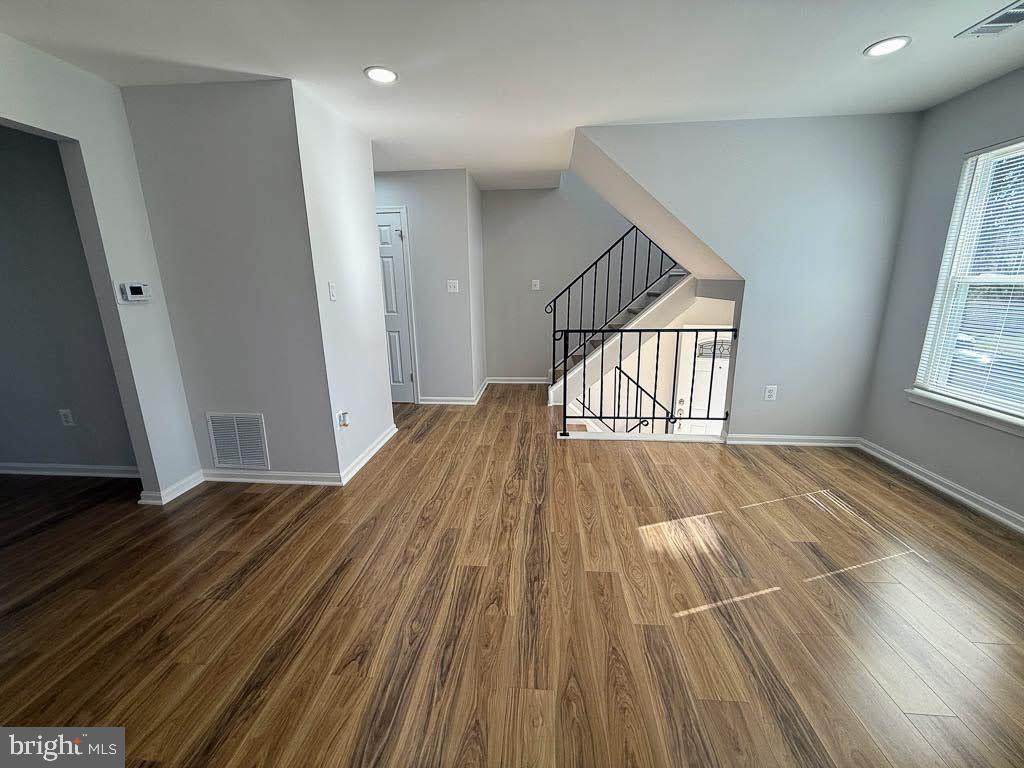 1726 FOREST PARK DRIVE
