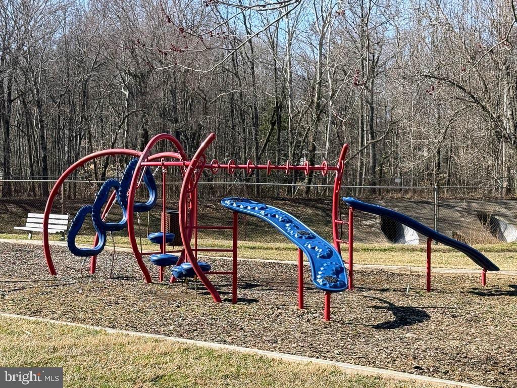 FORESTVILLE PARK - Residential