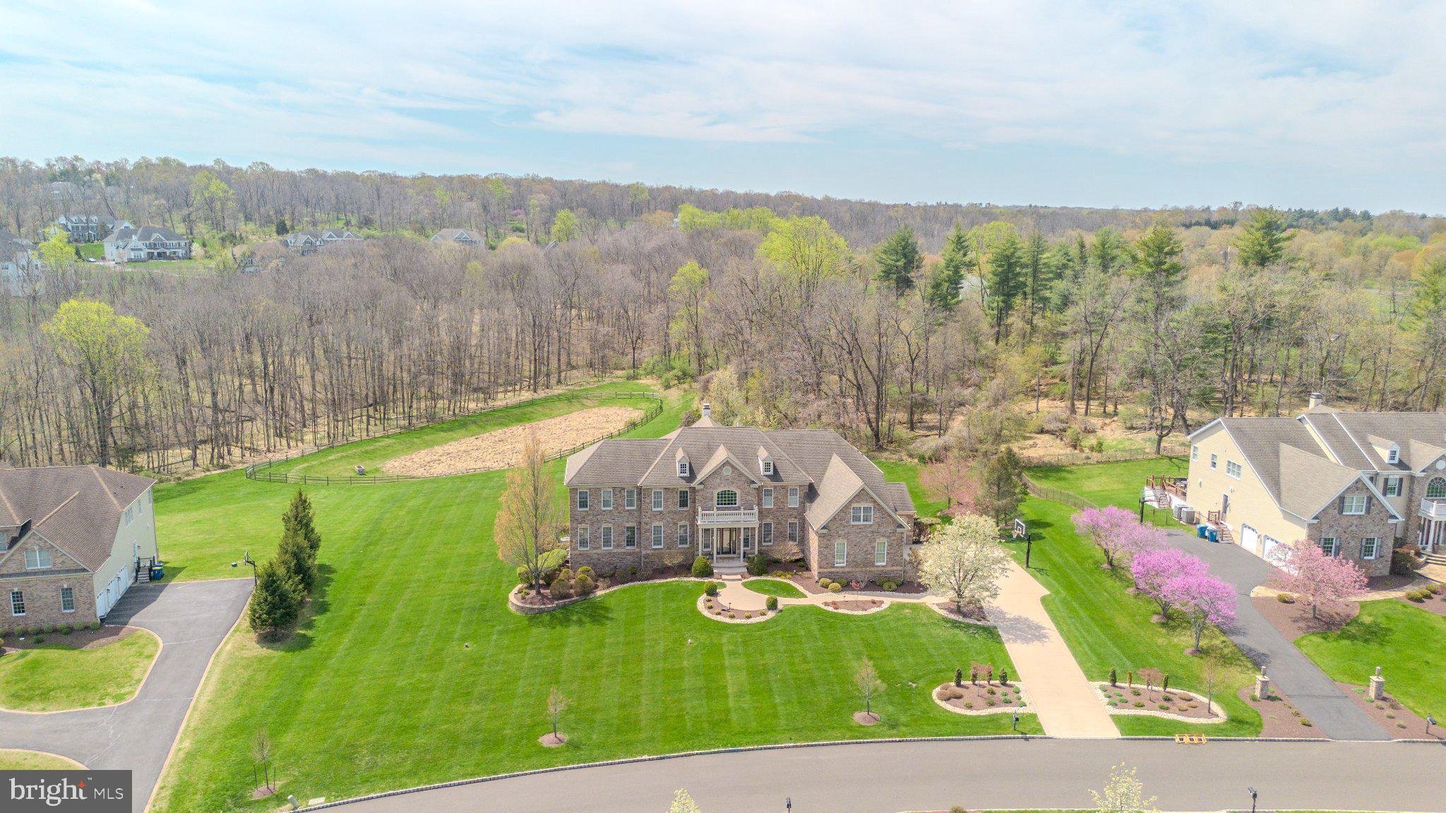 DUTCHESS FARM ESTS - Residential