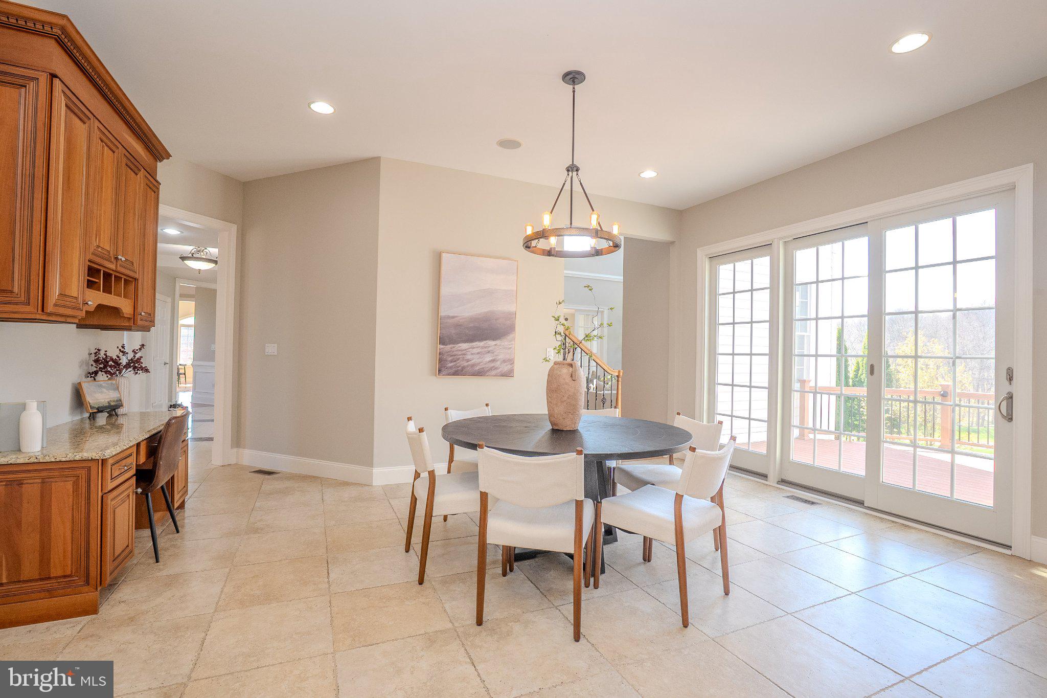 DUTCHESS FARM ESTS - Residential