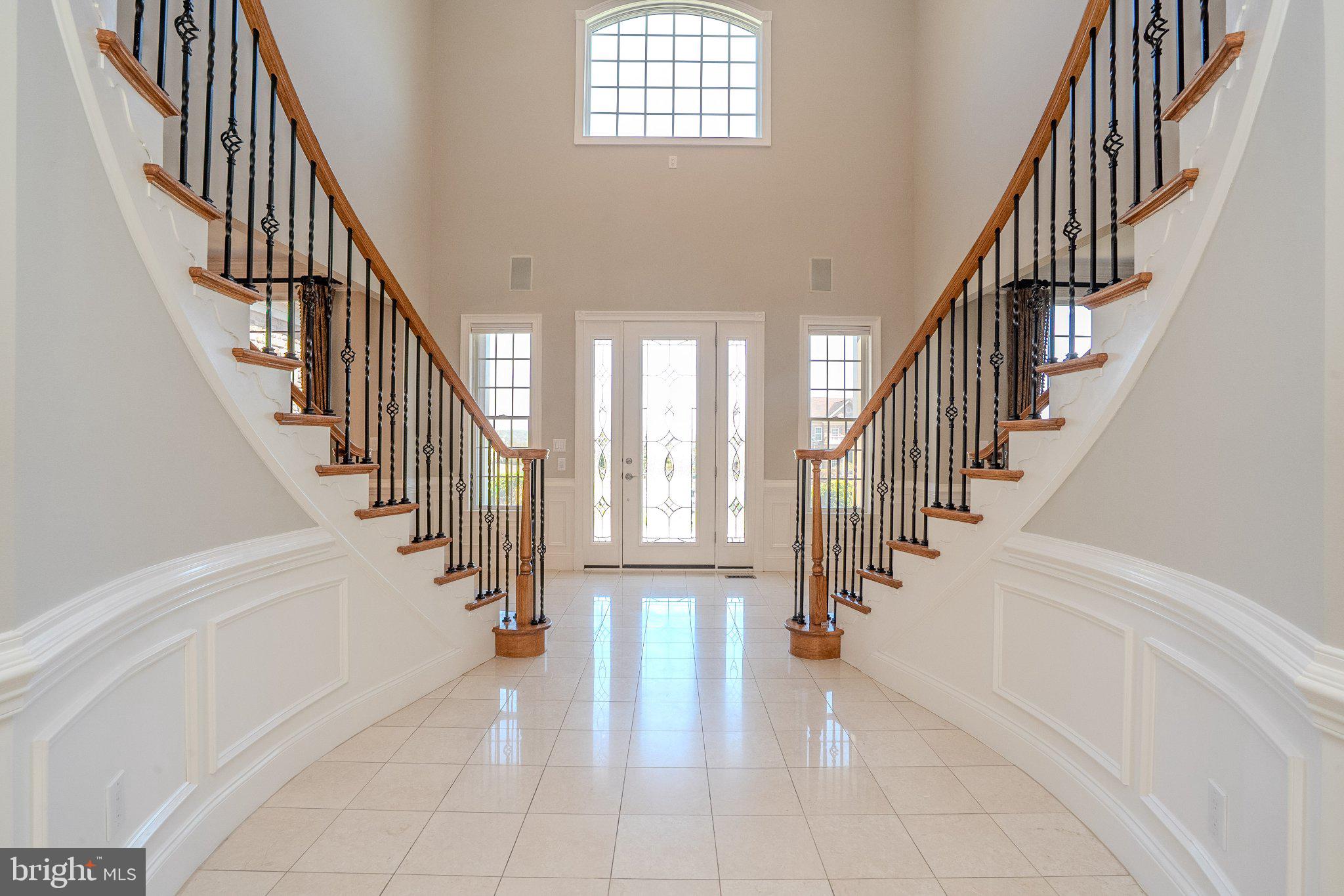 DUTCHESS FARM ESTS - Residential