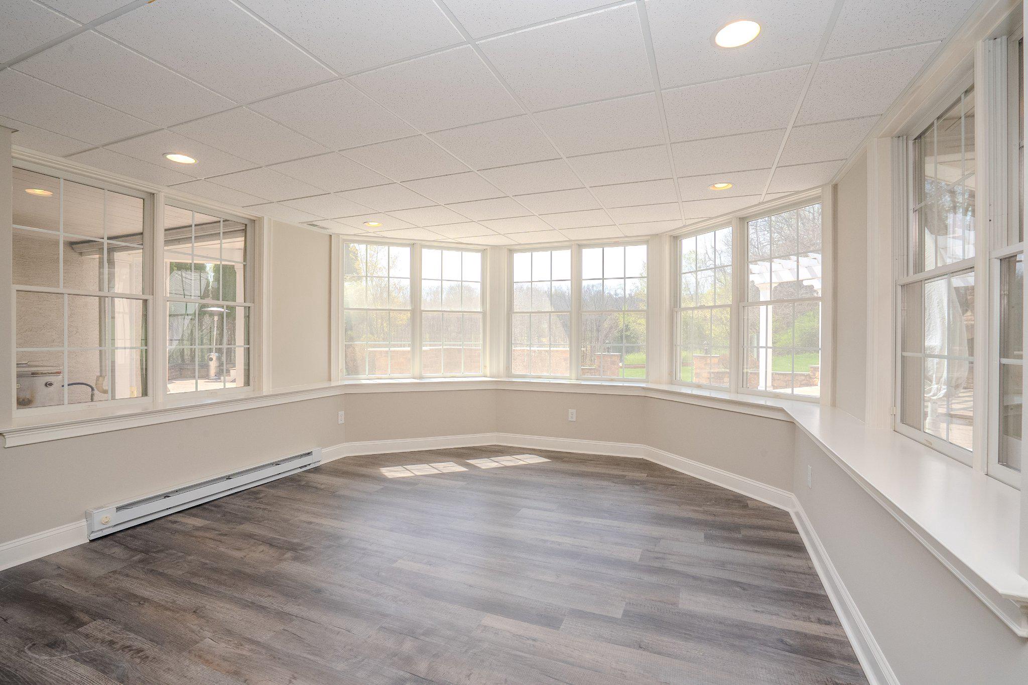 DUTCHESS FARM ESTS - Residential