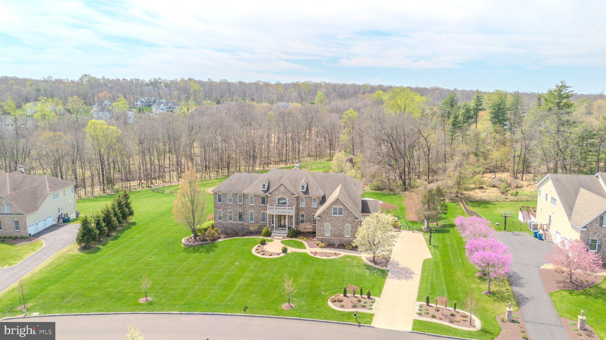 DUTCHESS FARM ESTS - Residential