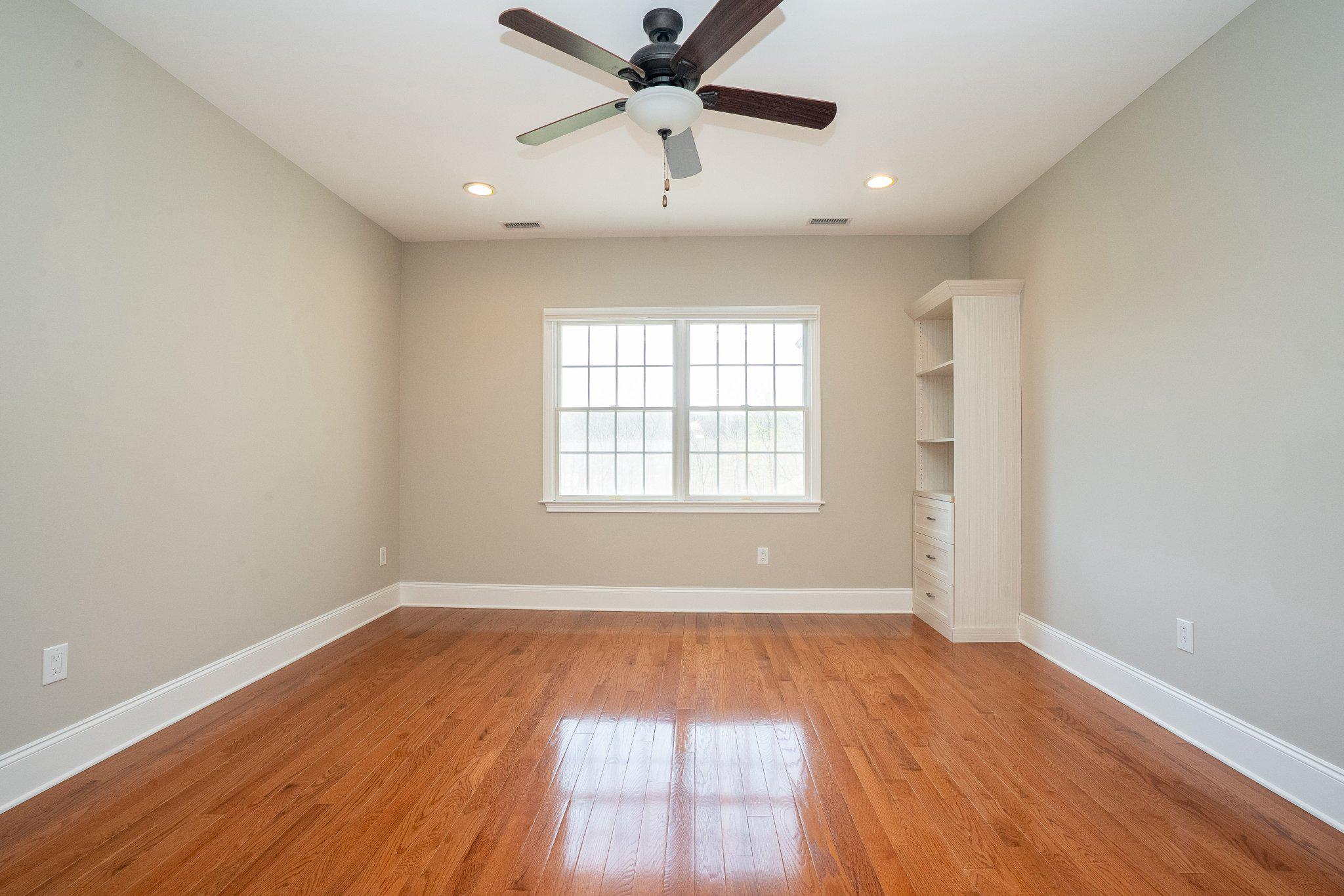 DUTCHESS FARM ESTS - Residential