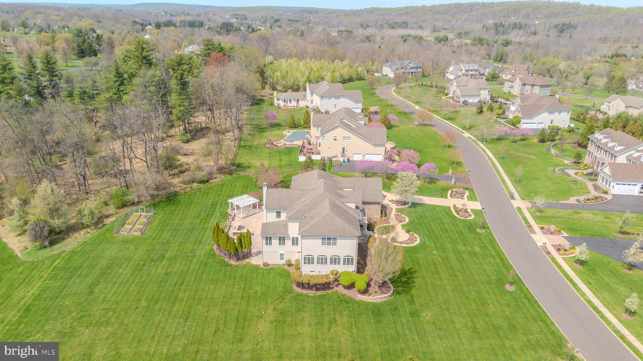 DUTCHESS FARM ESTS - Residential