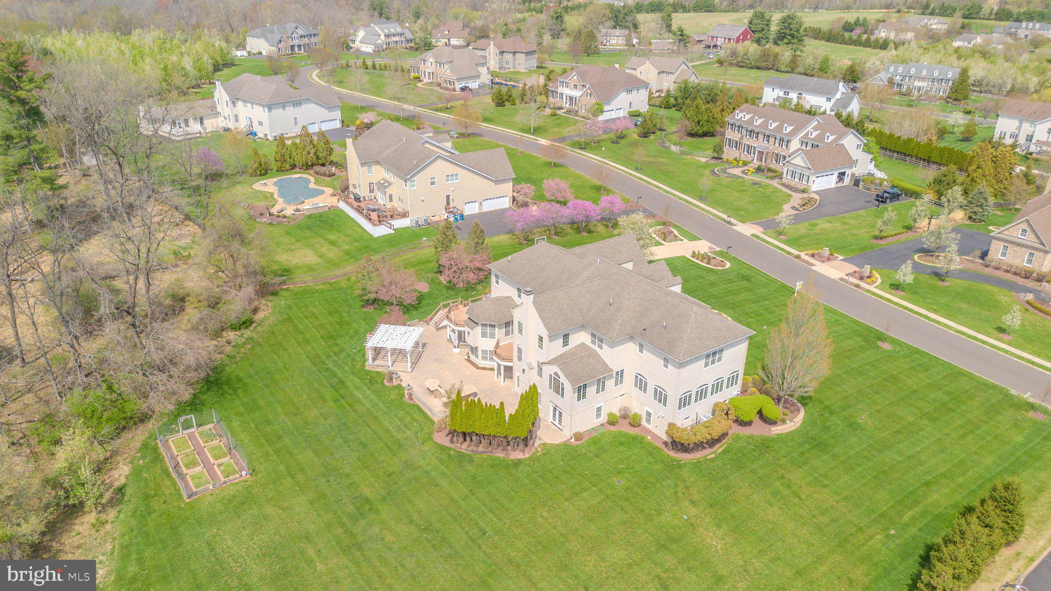 DUTCHESS FARM ESTS - Residential