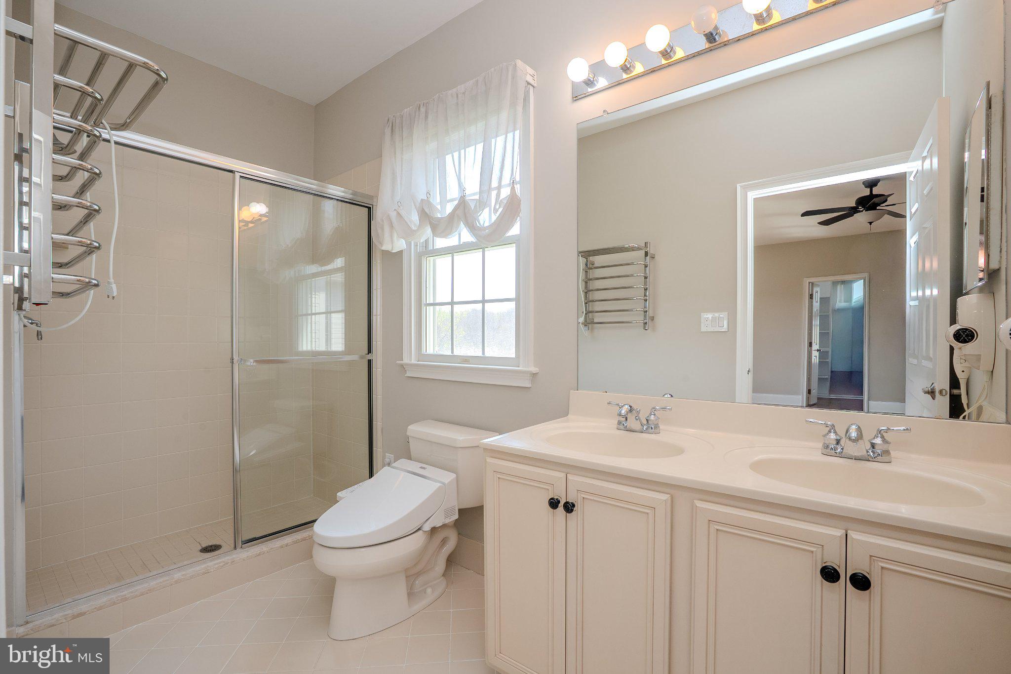 DUTCHESS FARM ESTS - Residential