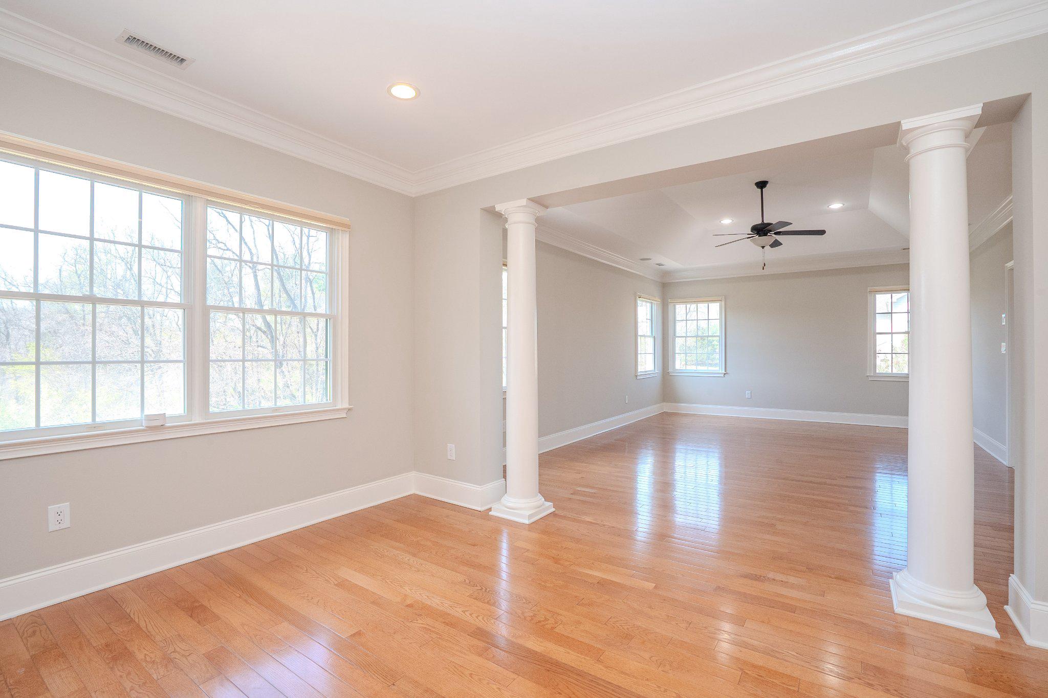 DUTCHESS FARM ESTS - Residential