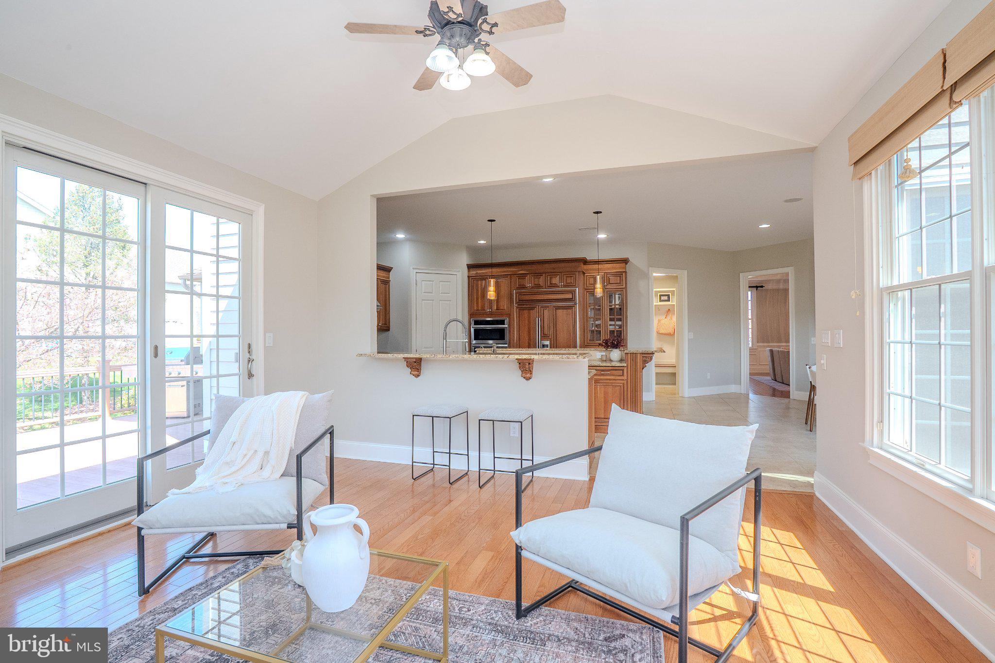 DUTCHESS FARM ESTS - Residential