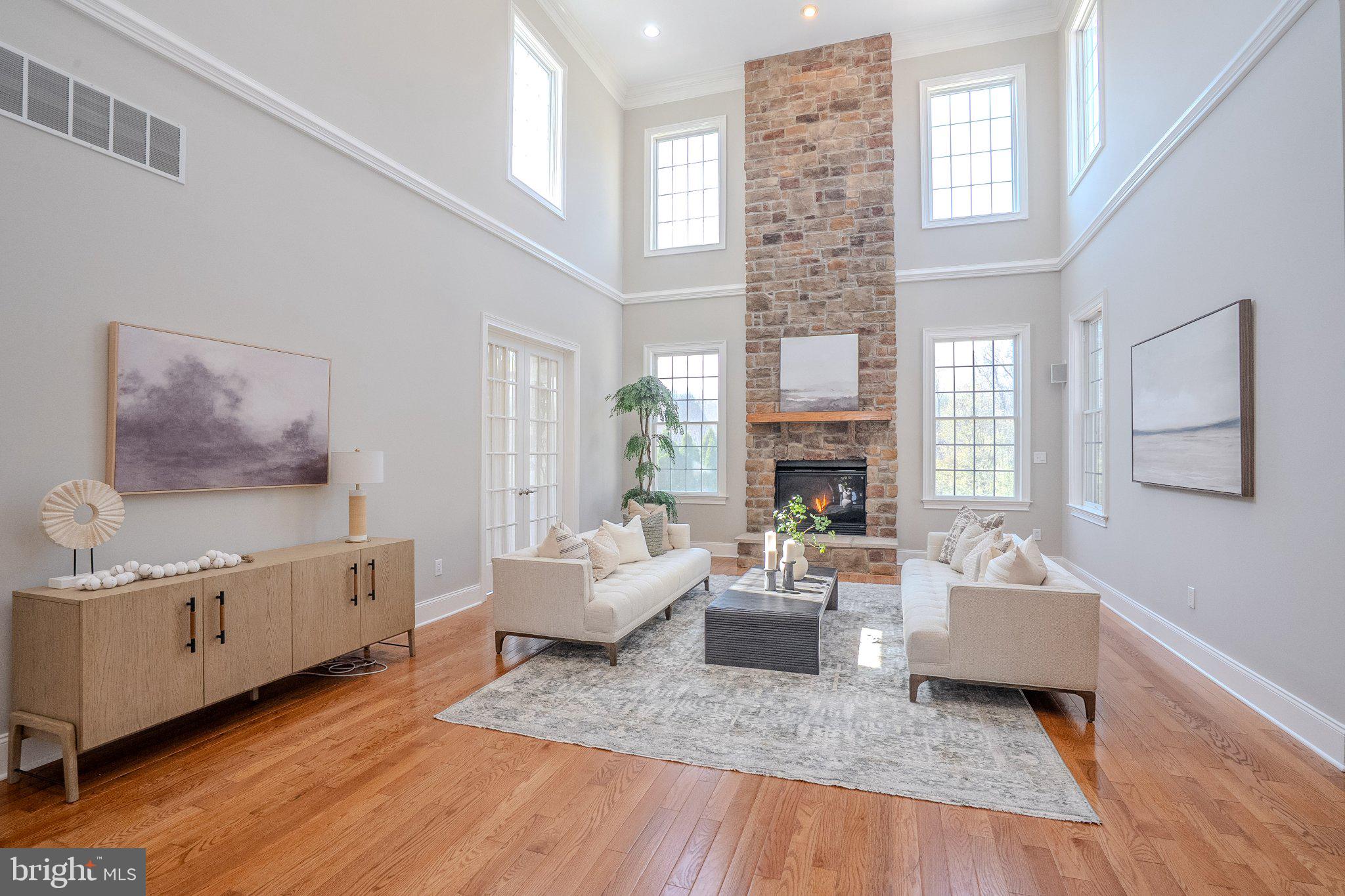 DUTCHESS FARM ESTS - Residential