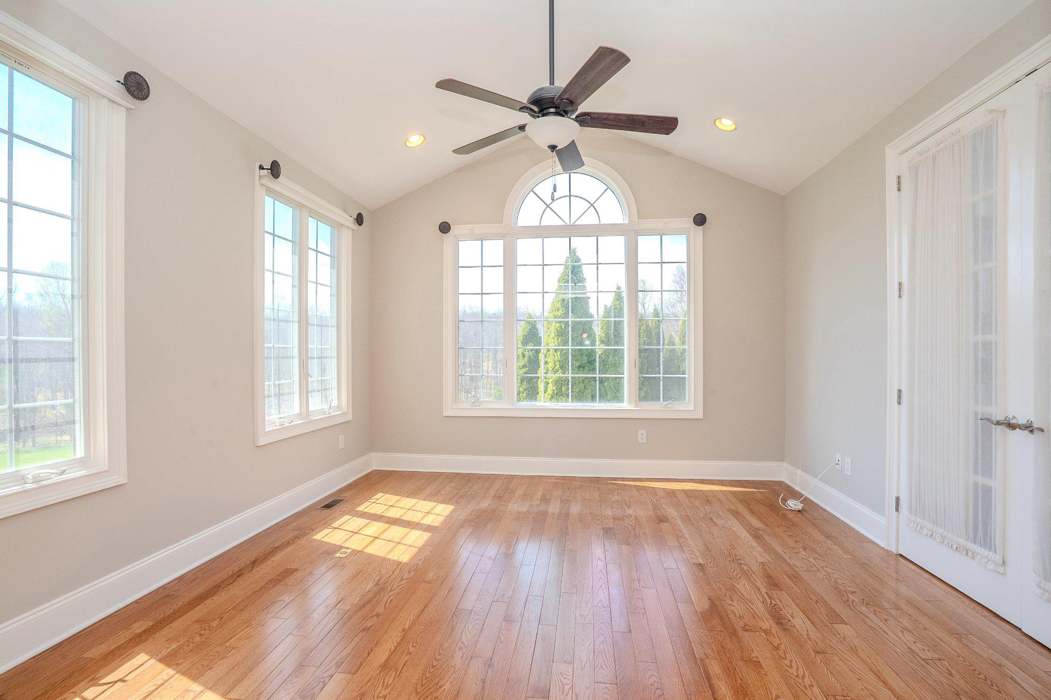 DUTCHESS FARM ESTS - Residential