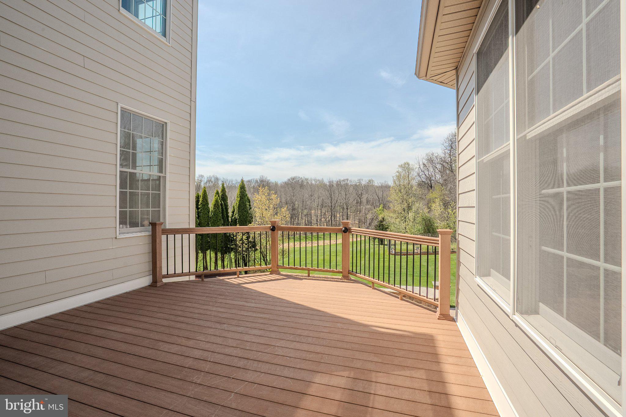 DUTCHESS FARM ESTS - Residential