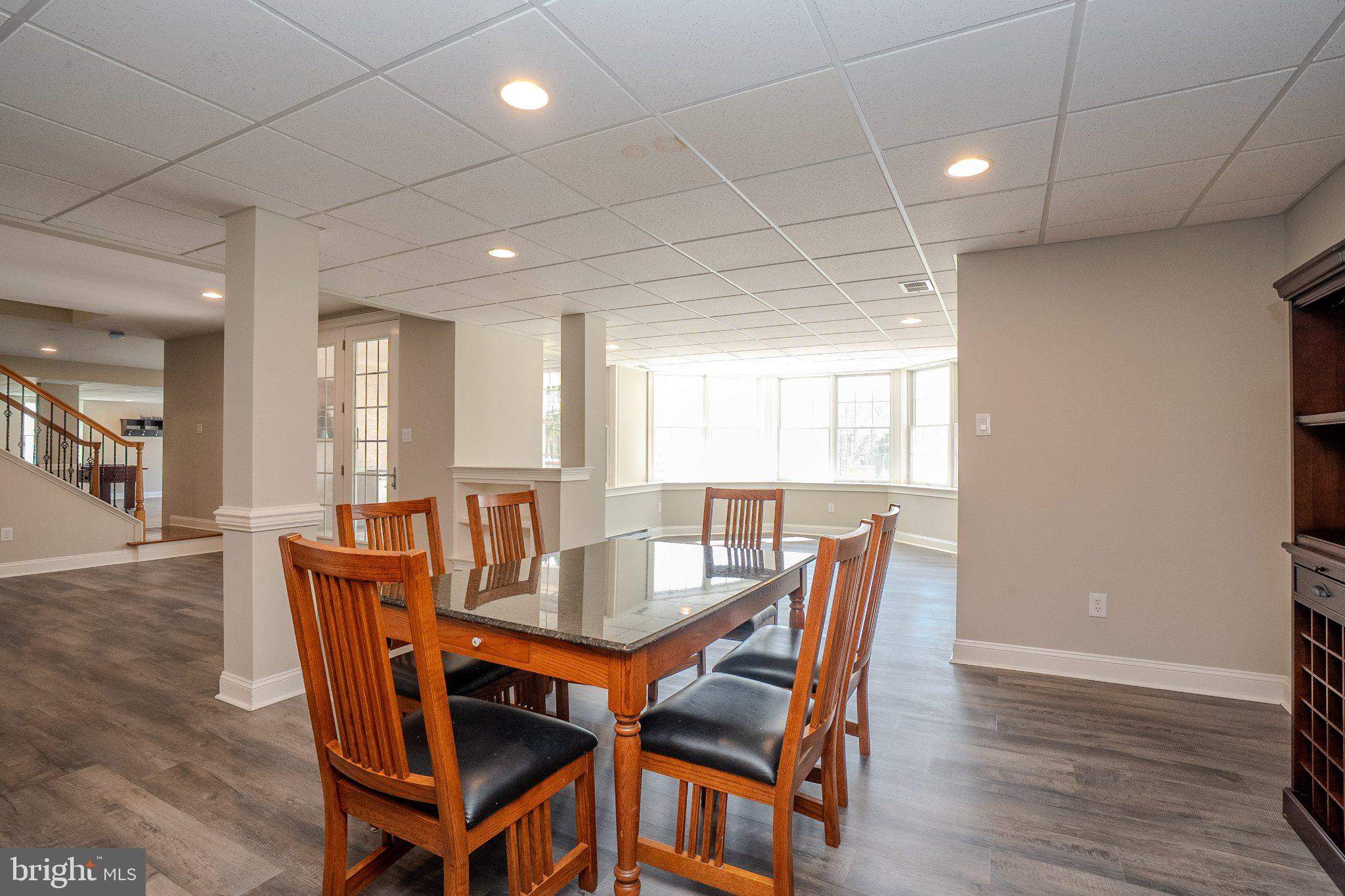 DUTCHESS FARM ESTS - Residential