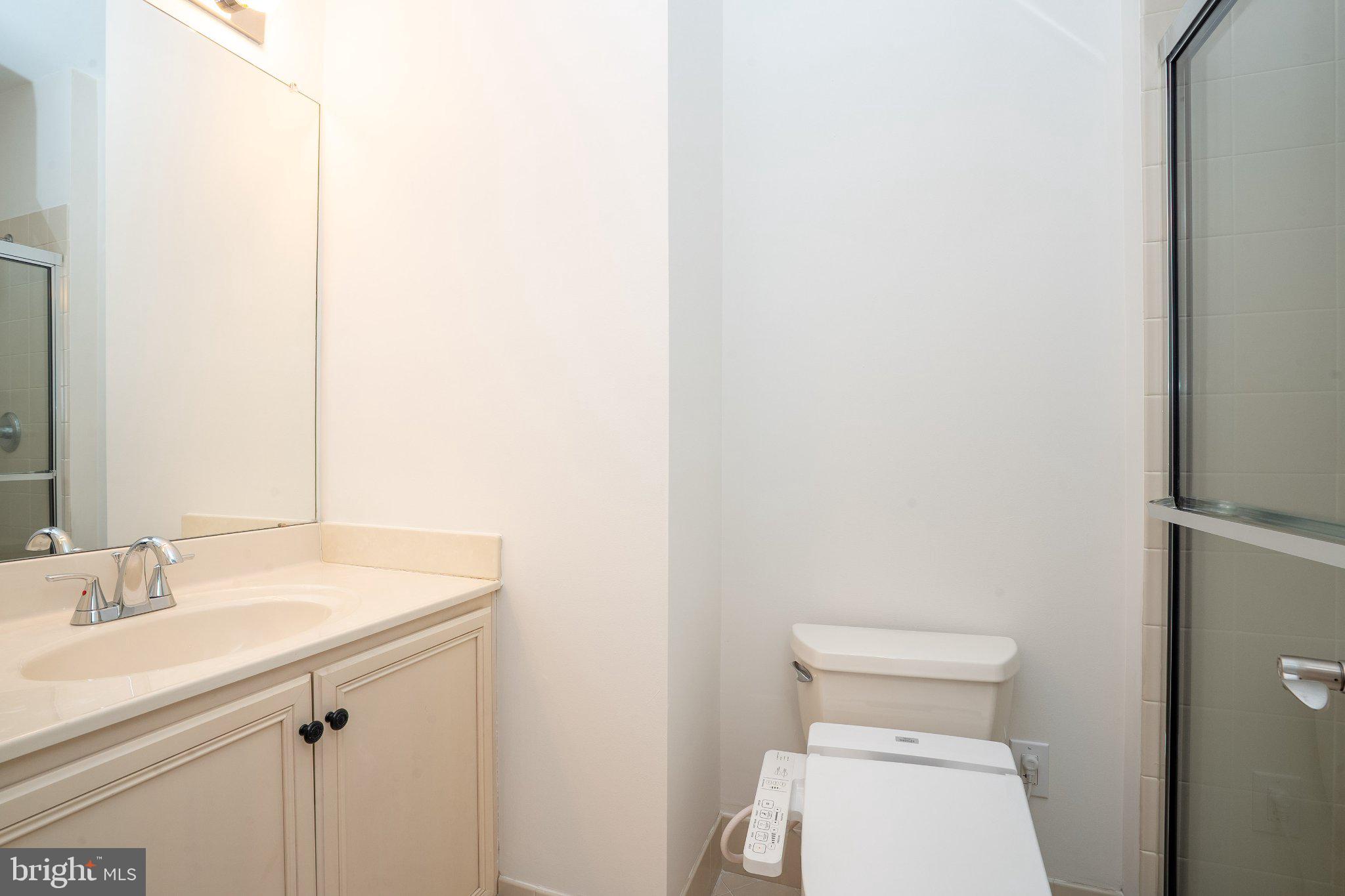 DUTCHESS FARM ESTS - Residential