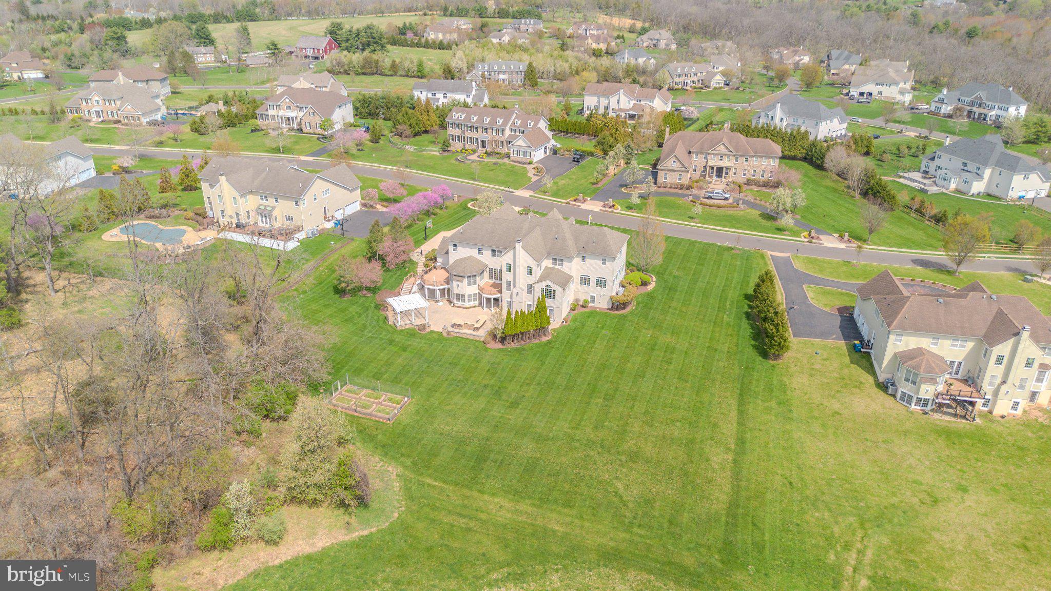 DUTCHESS FARM ESTS - Residential