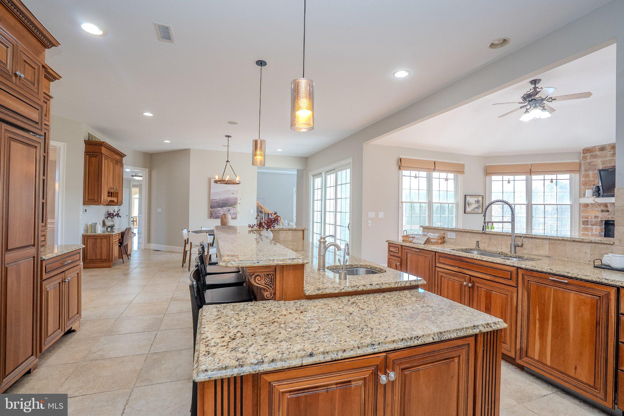 DUTCHESS FARM ESTS - Residential