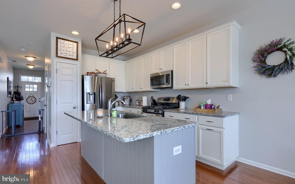 PEMBERTON - Residential Lease