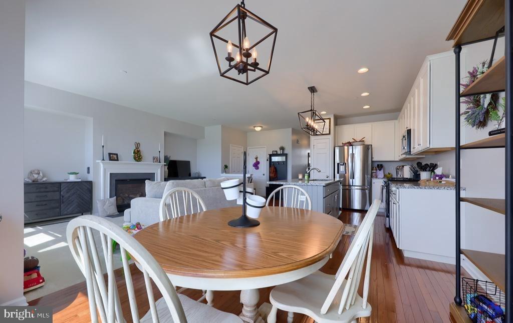 PEMBERTON - Residential Lease