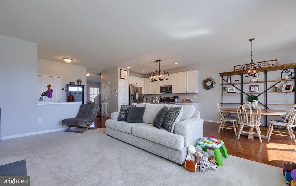 PEMBERTON - Residential Lease