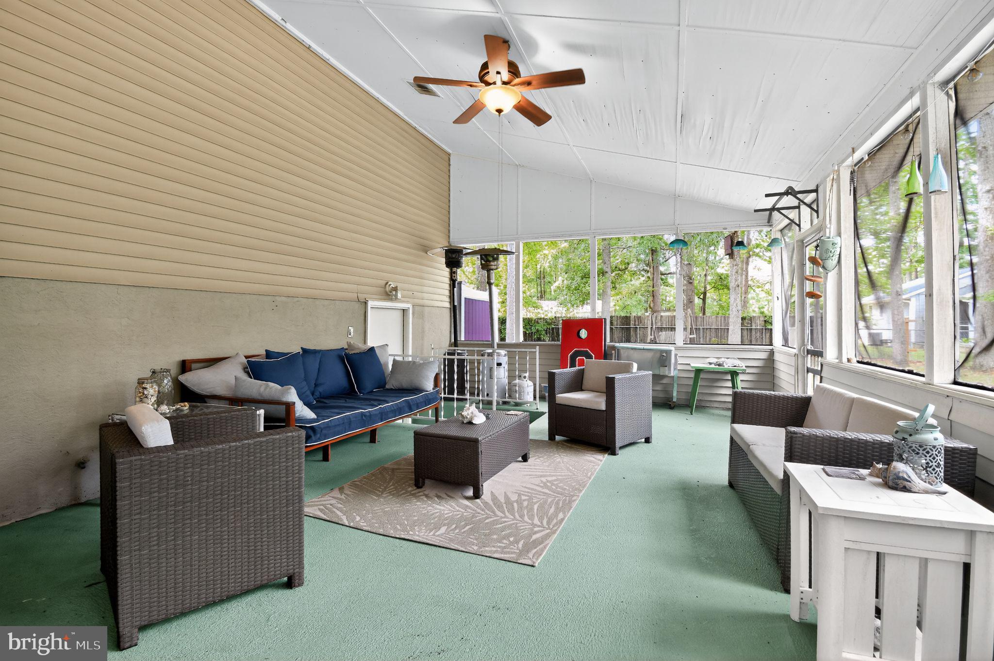 OYSTER HARBOR - Residential Lease