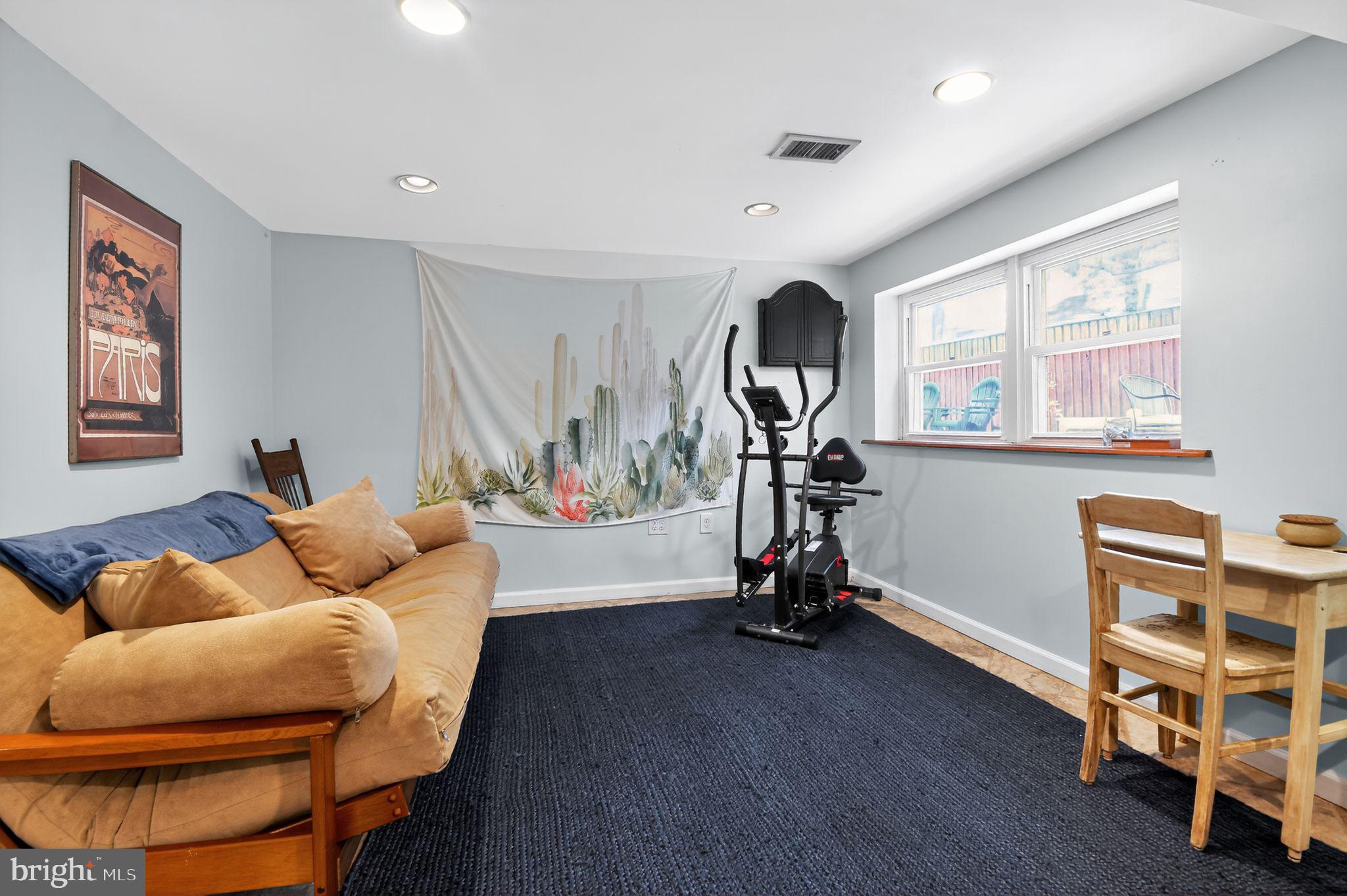 OYSTER HARBOR - Residential Lease
