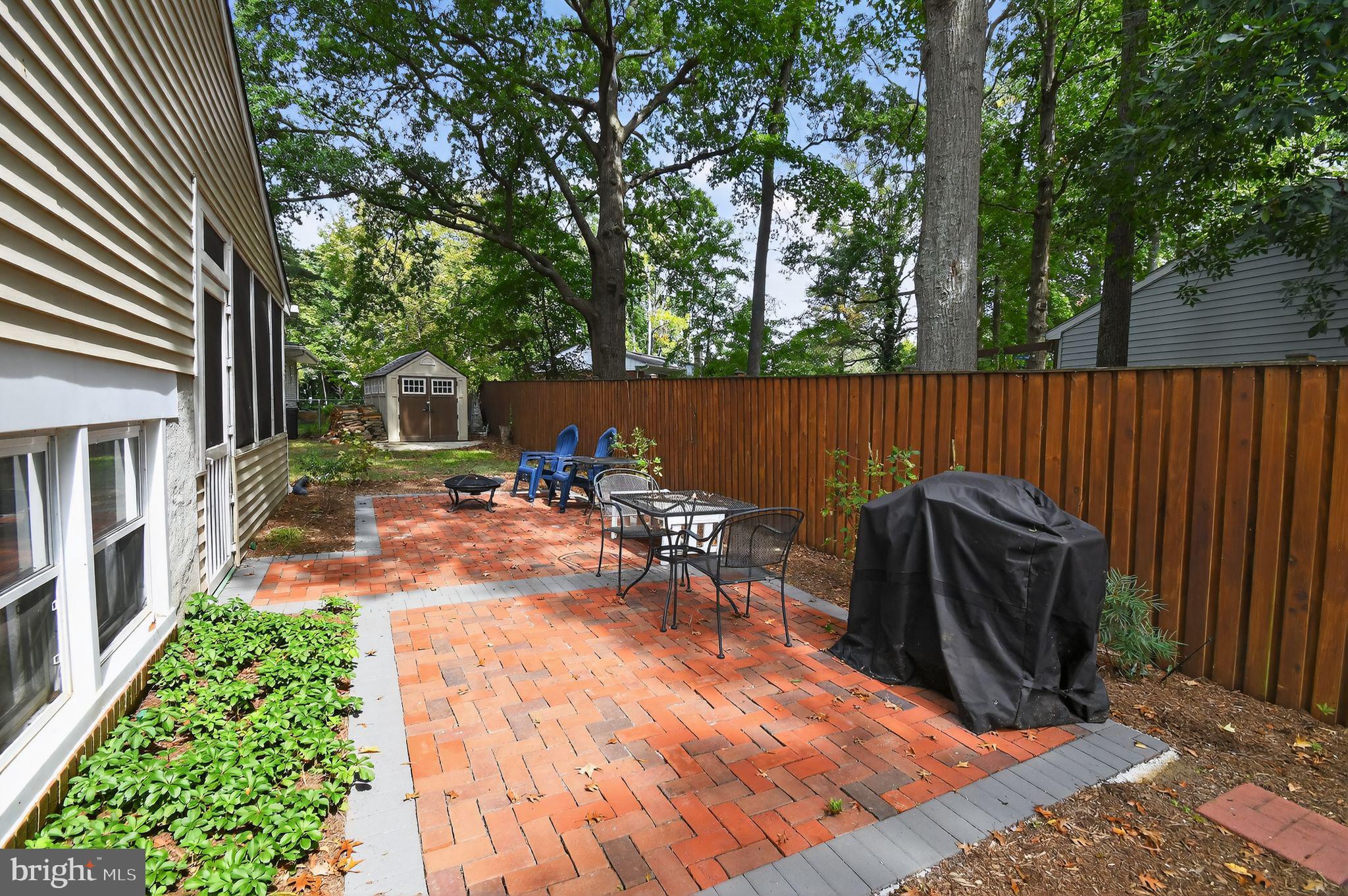 OYSTER HARBOR - Residential Lease