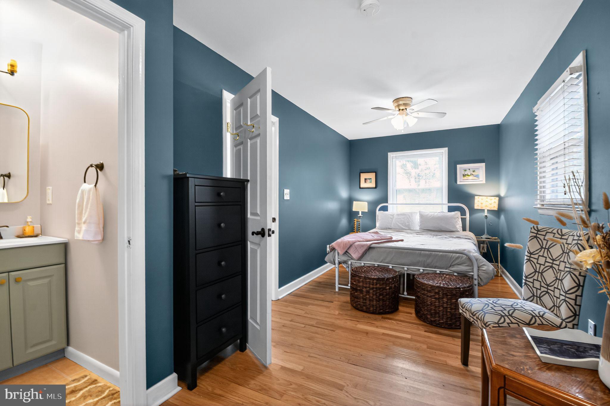 OYSTER HARBOR - Residential Lease