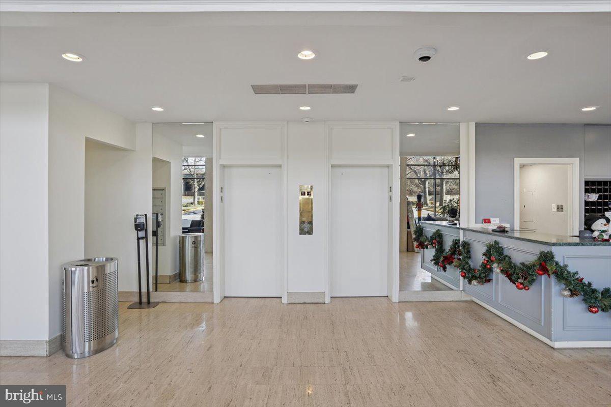 HORIZON HOUSE - Residential