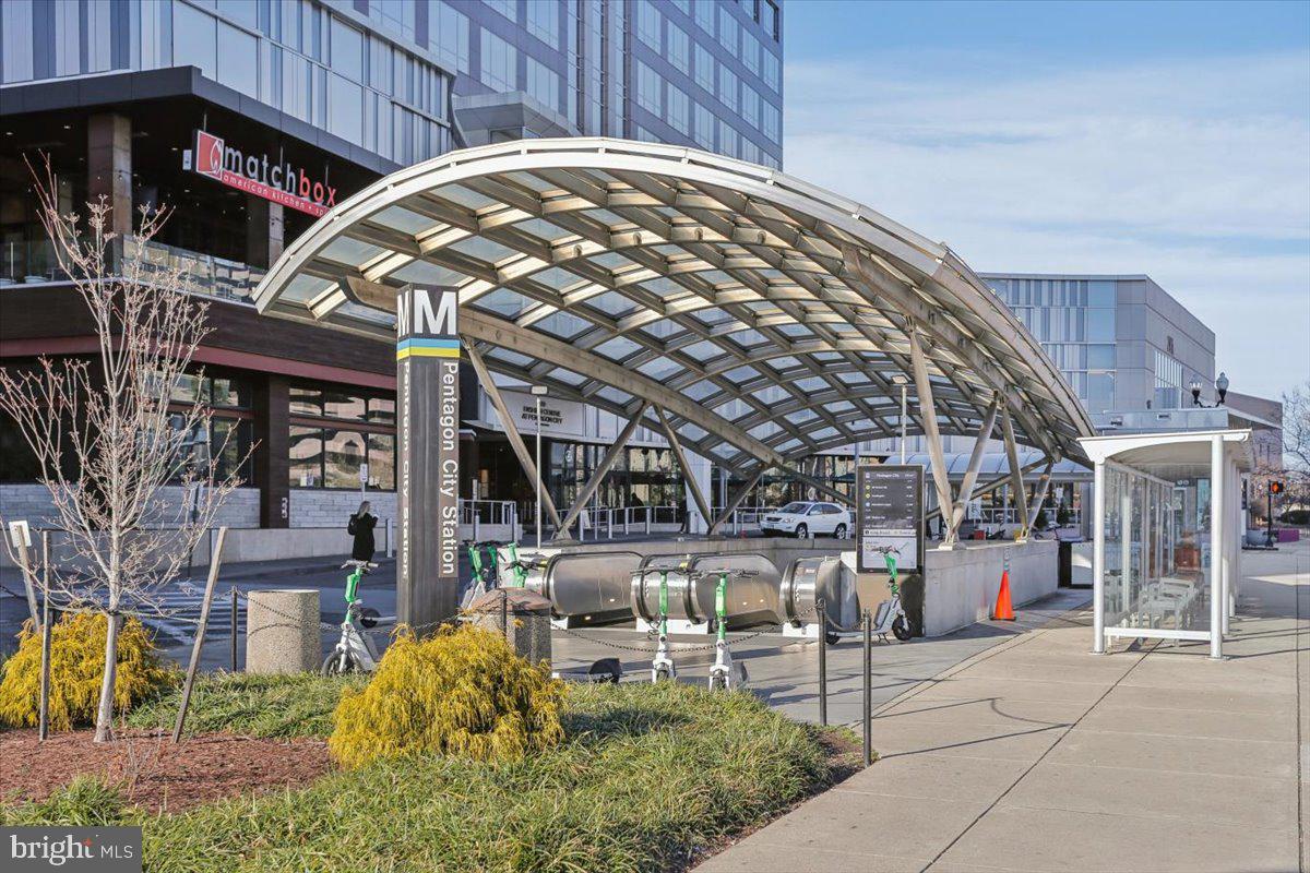 HORIZON HOUSE - Residential