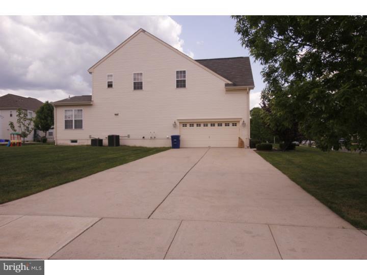 1 OAKBOURNE COURT