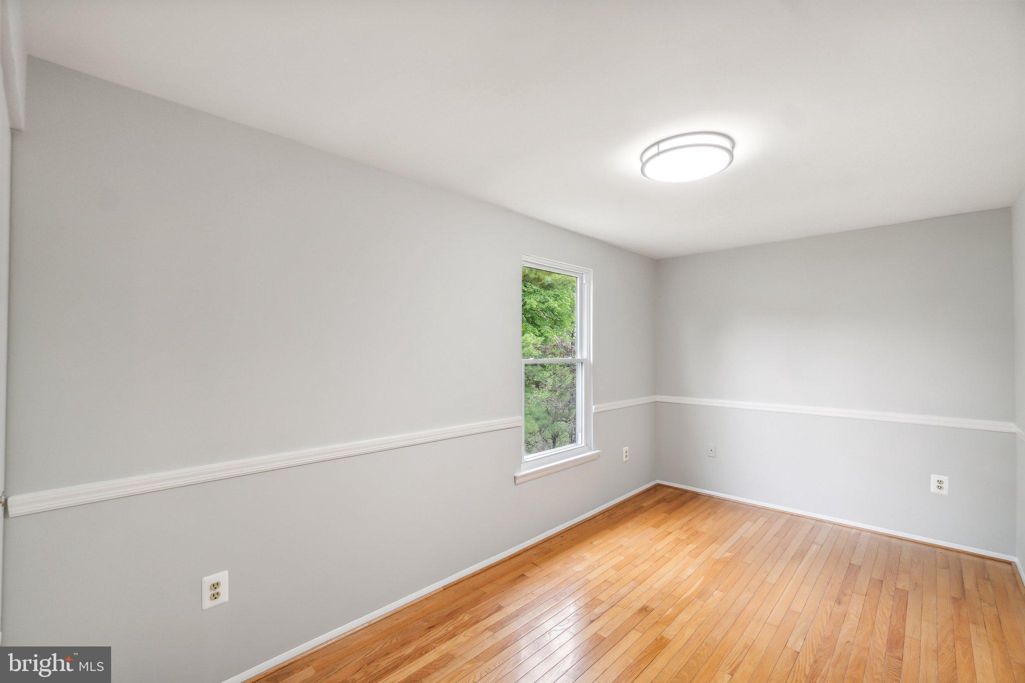 DERWOOD STATION - Residential