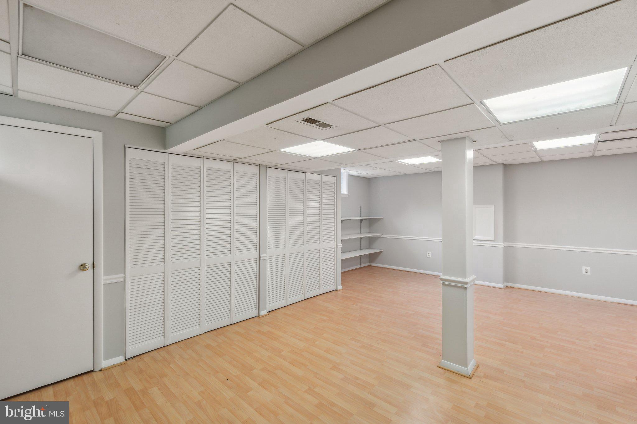 DERWOOD STATION - Residential