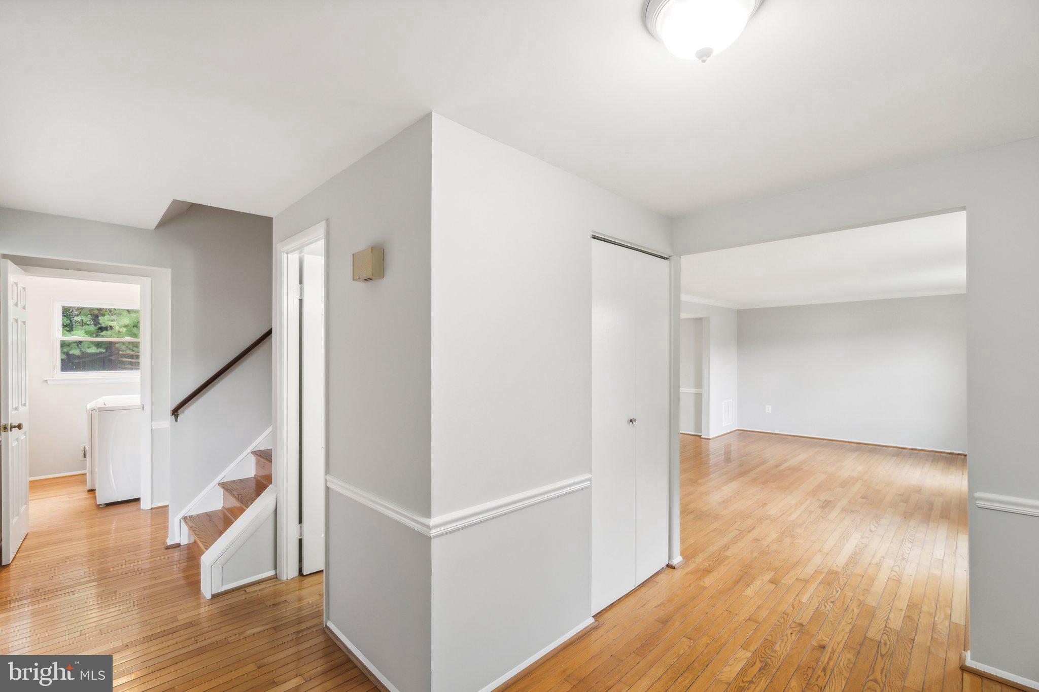 DERWOOD STATION - Residential