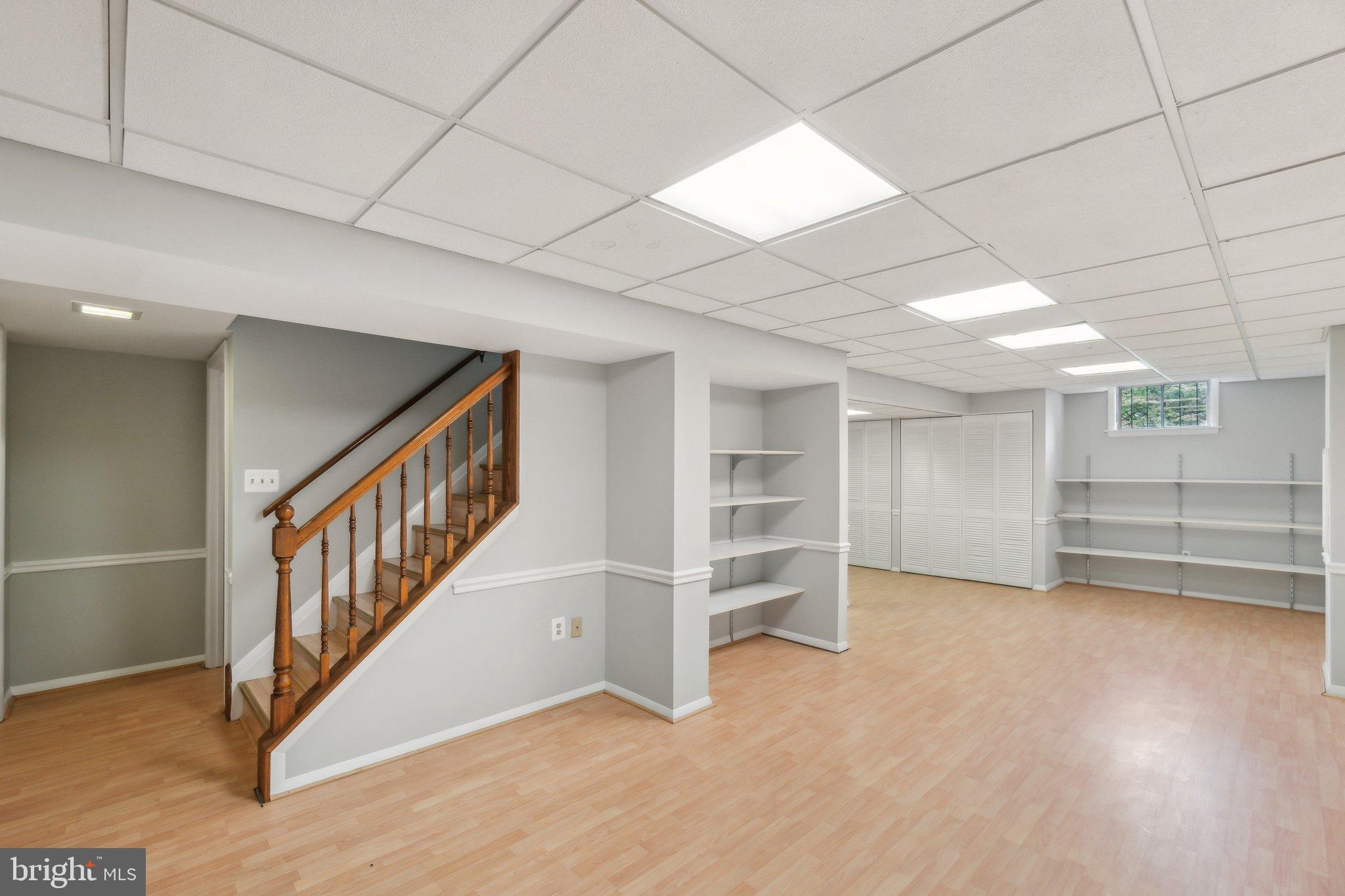 DERWOOD STATION - Residential