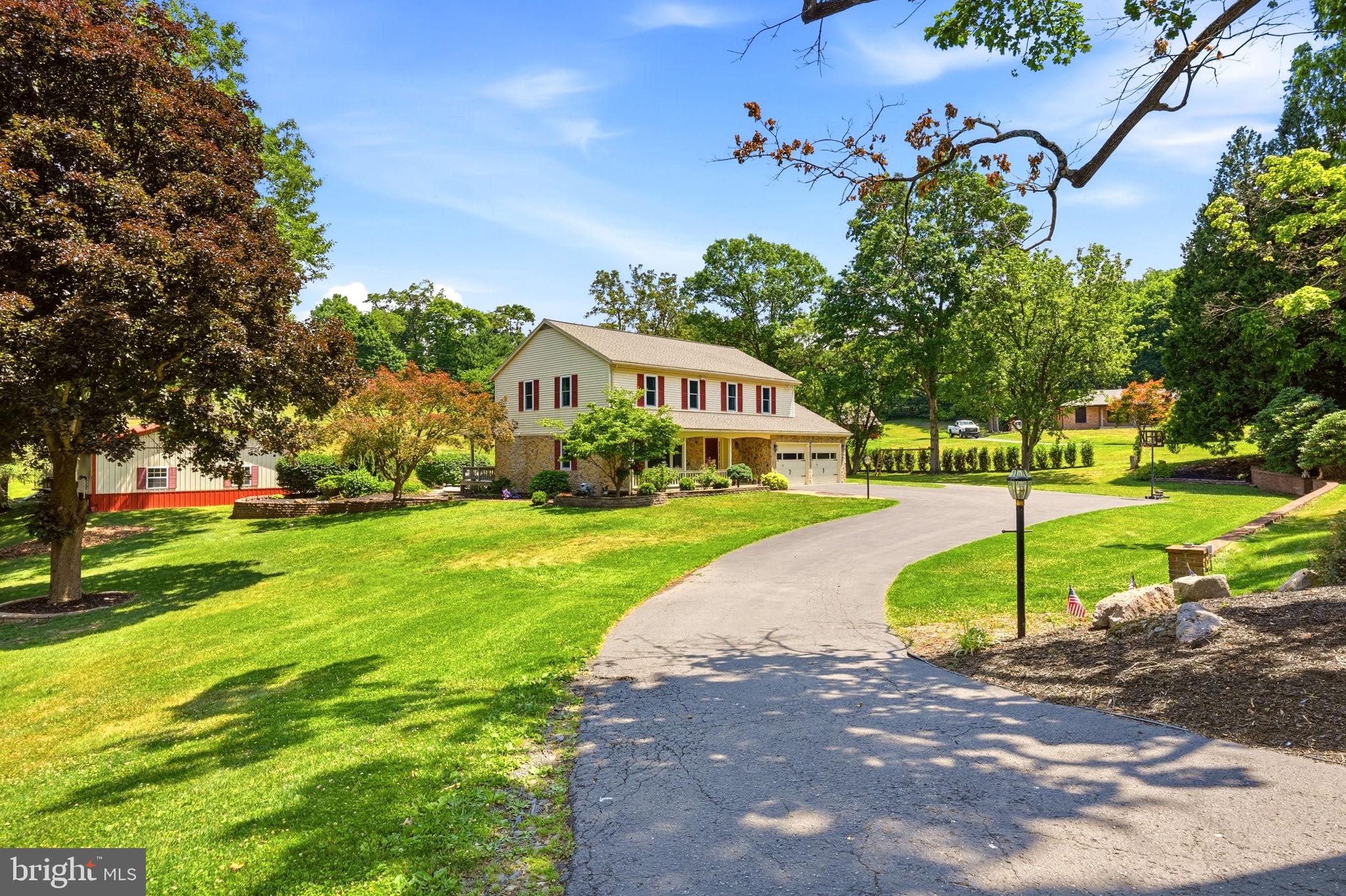 194 MEADOW GLEN LANE