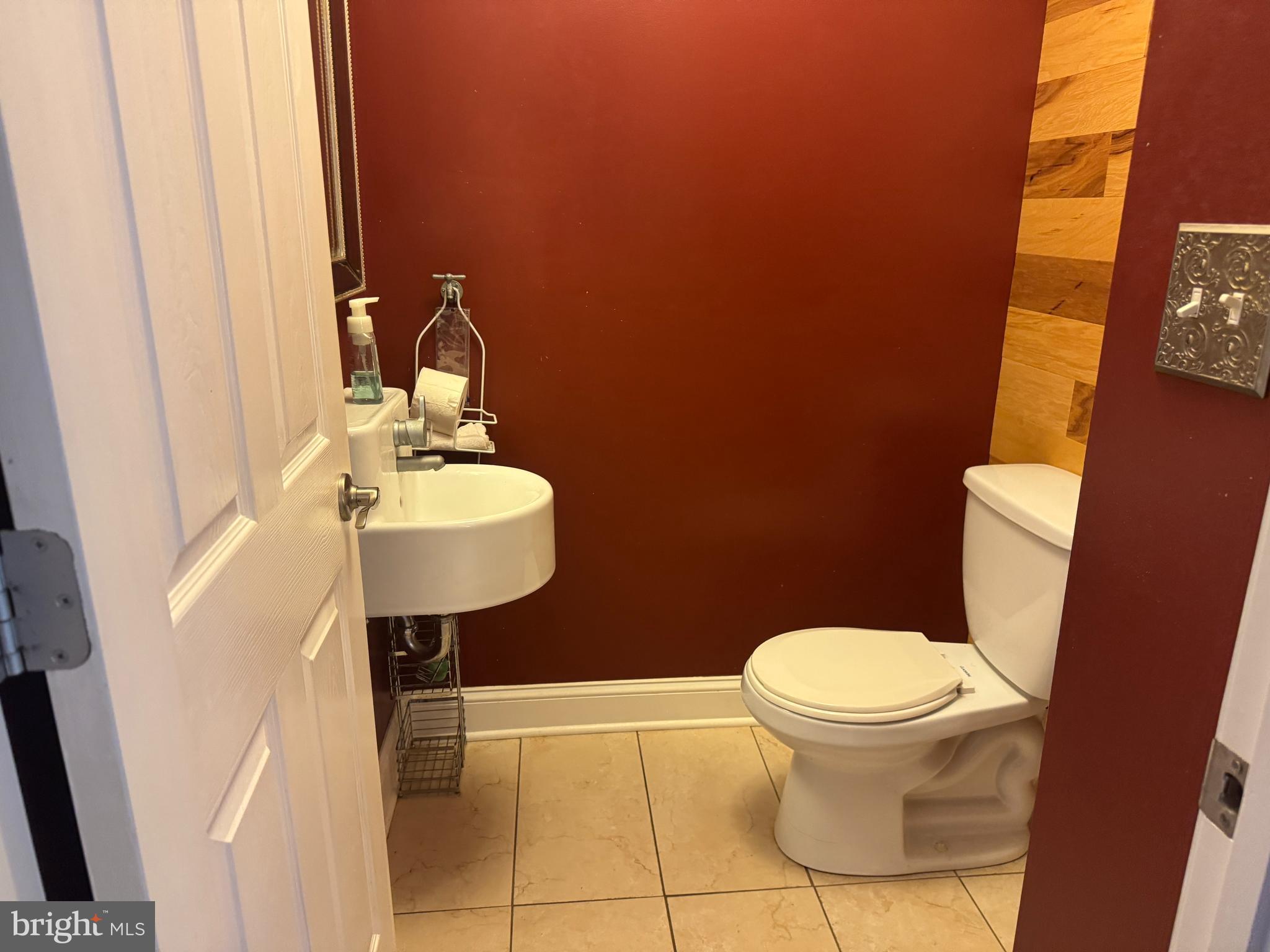 DURHAM MANOR - Residential