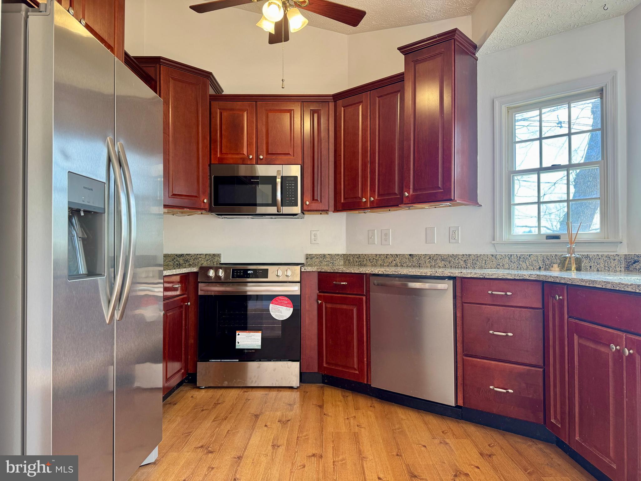 DURHAM MANOR - Residential