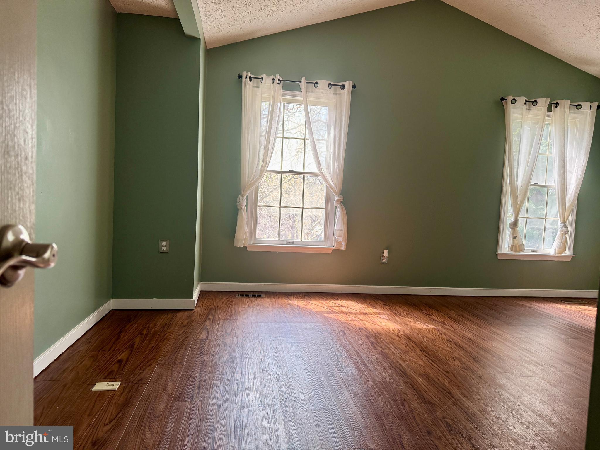 DURHAM MANOR - Residential