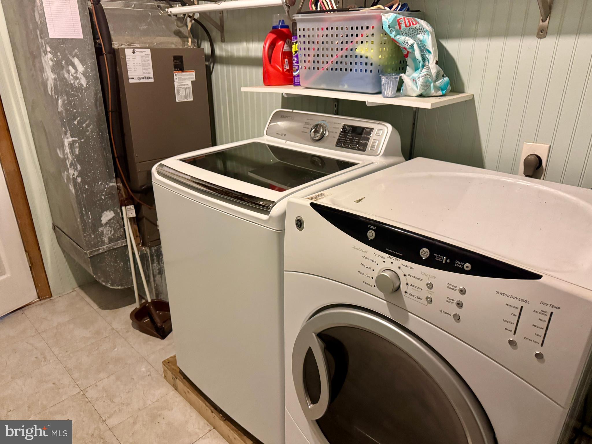 DURHAM MANOR - Residential