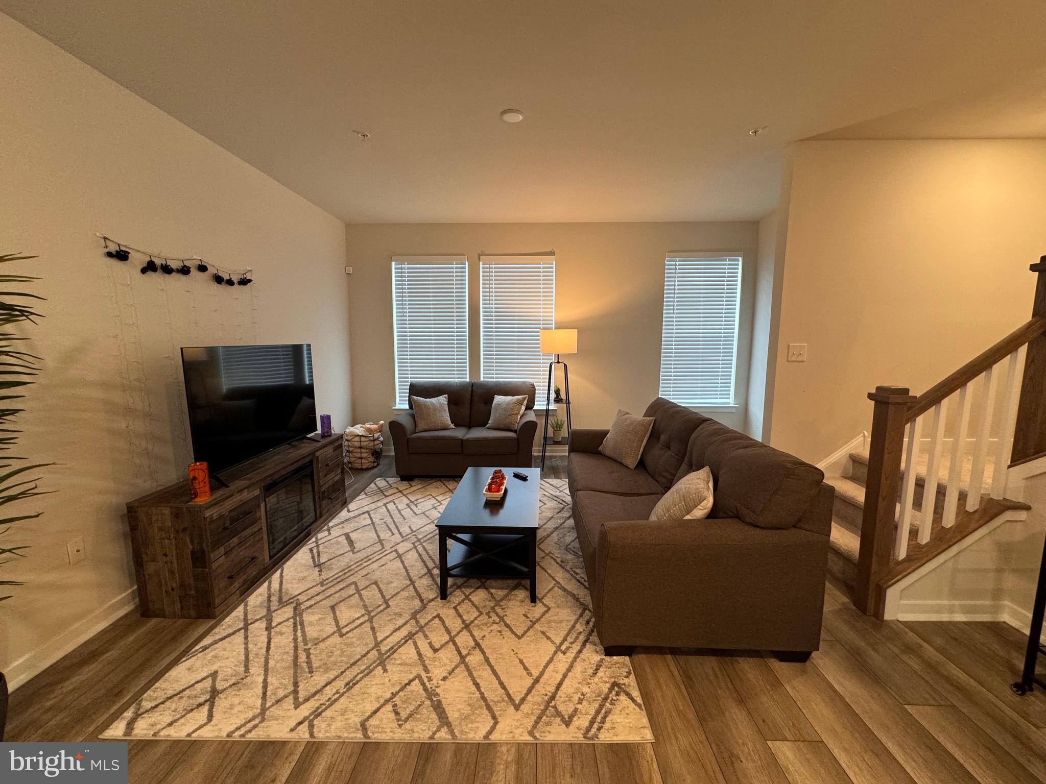 BROOKSIDE COURT AT UPPER SAUCON - Residential Lease