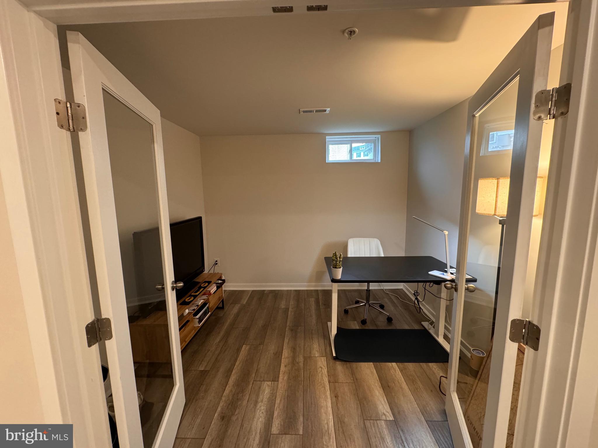 BROOKSIDE COURT AT UPPER SAUCON - Residential Lease