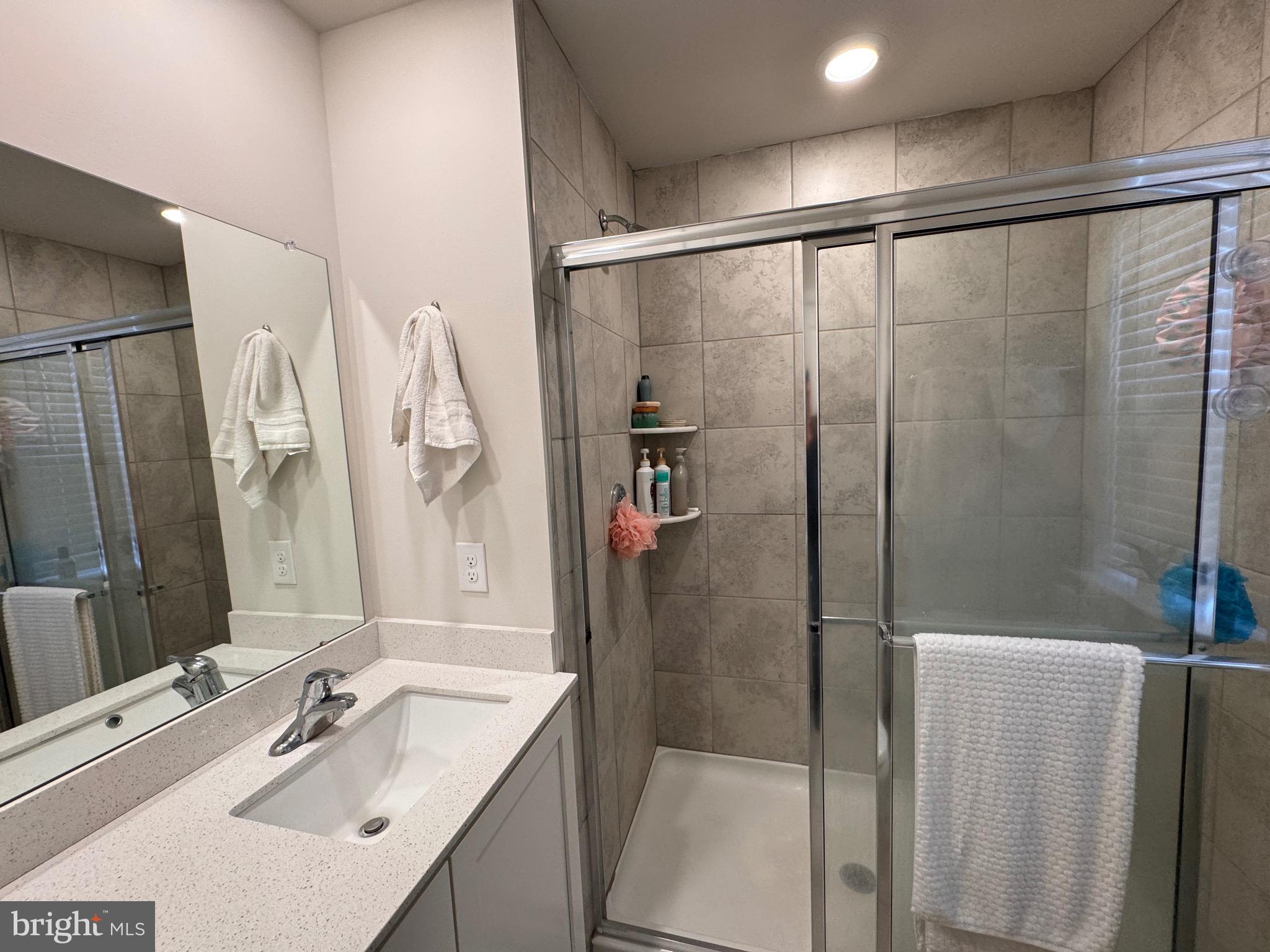 BROOKSIDE COURT AT UPPER SAUCON - Residential Lease