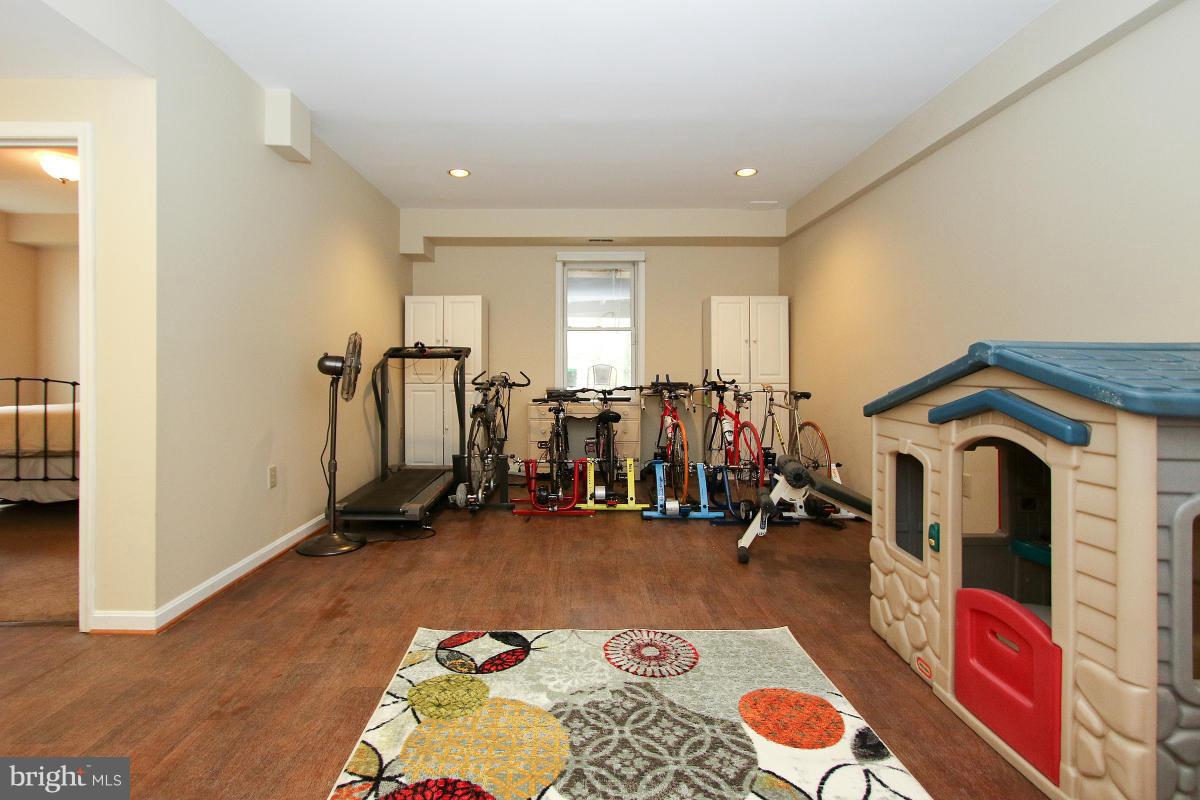 ALTA VISTA - Residential