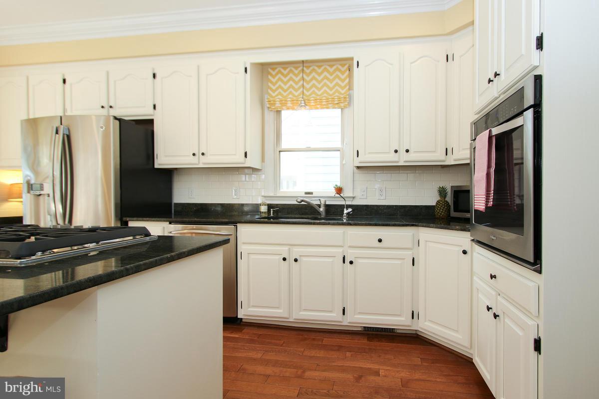 ALTA VISTA - Residential